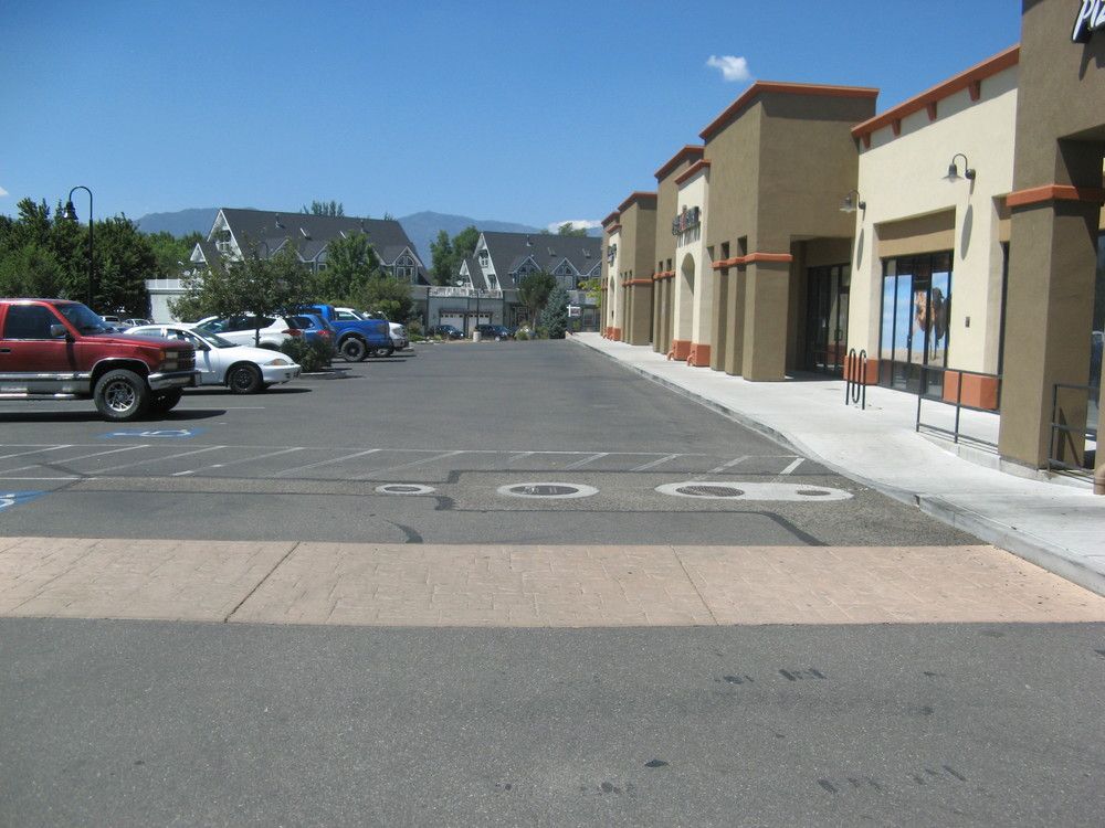 Waterloo Center: 1352 - 1362 N Hwy 395, Gardnerville, NV 89410